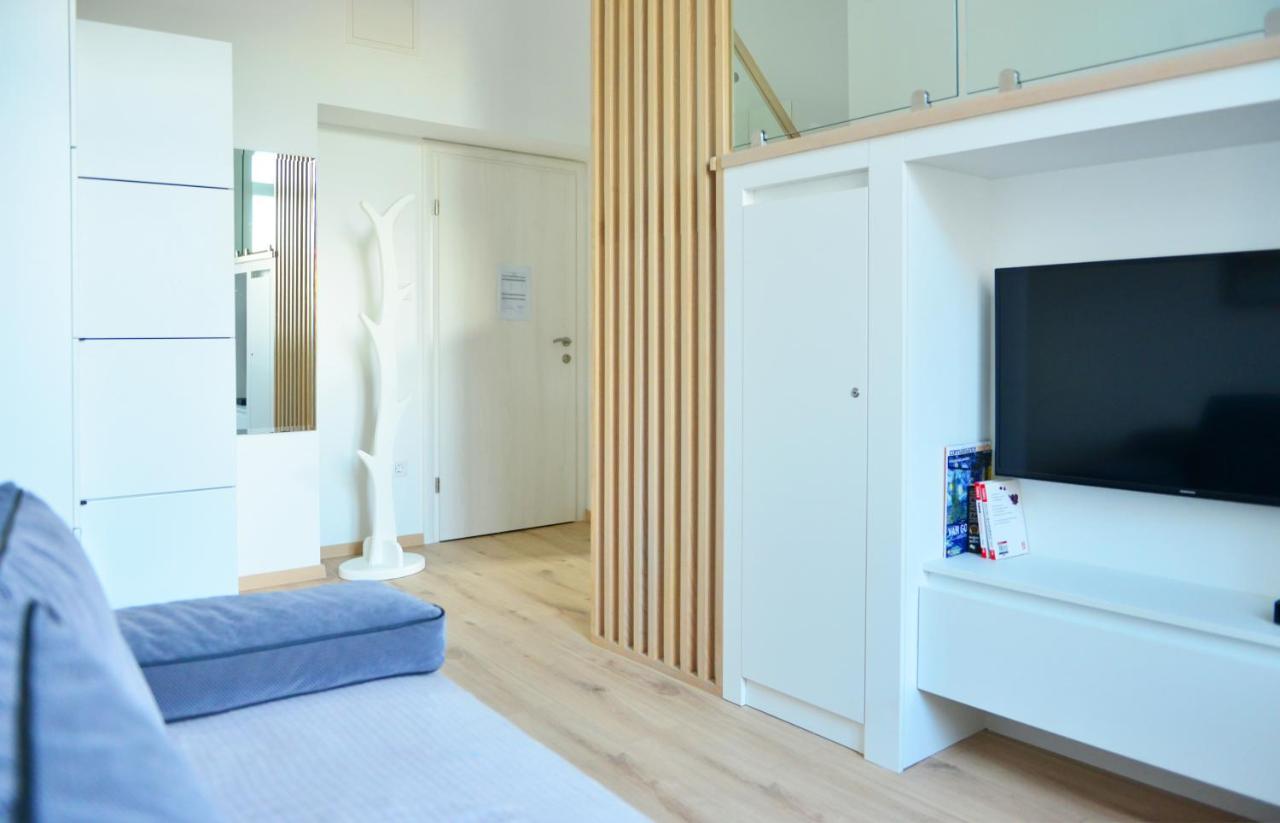 Studio Apt Orchard On Rokova St - 5 Min Walk To The Old Town Of Split Exterior photo