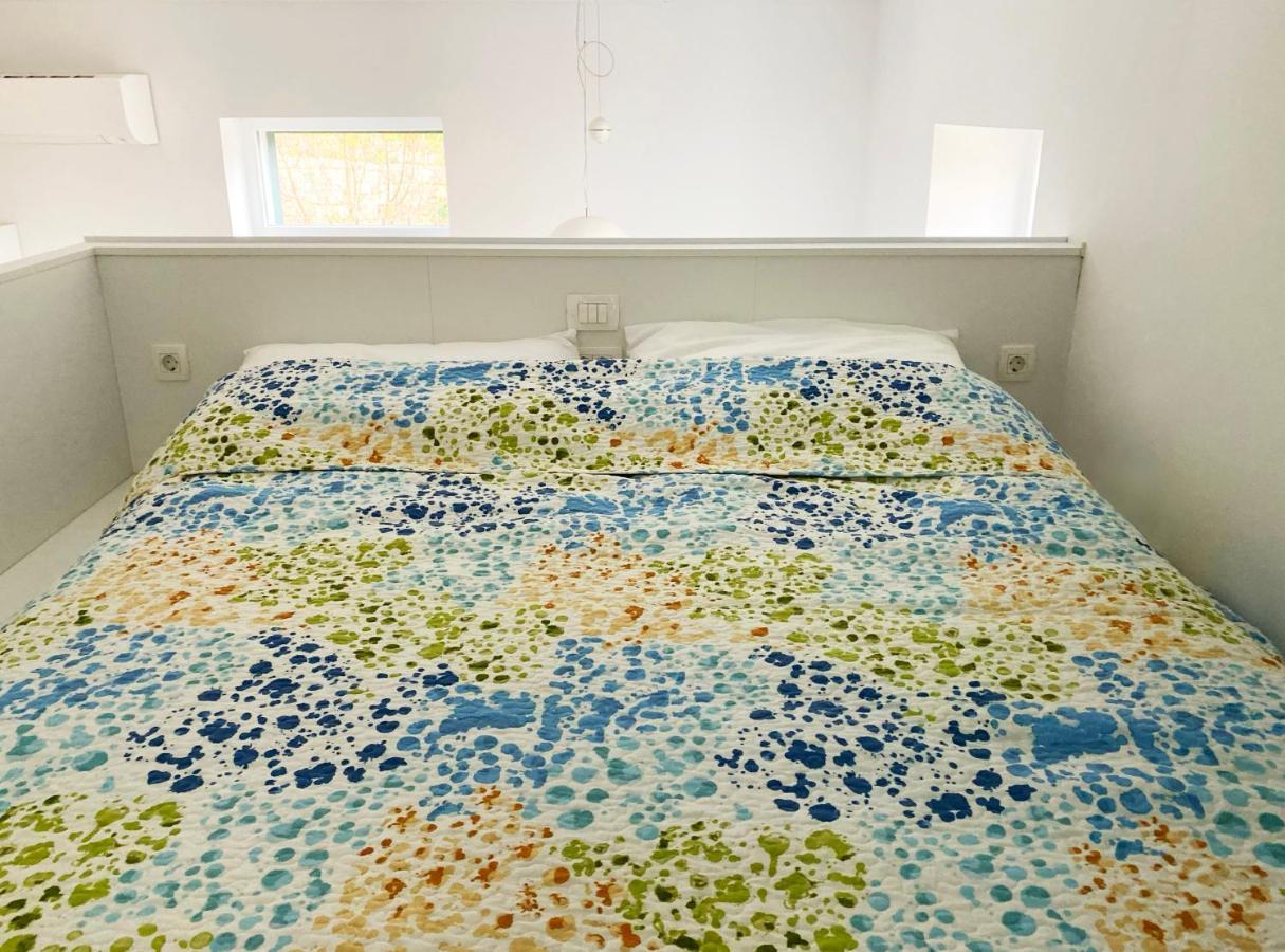 Studio Apt Orchard On Rokova St - 5 Min Walk To The Old Town Of Split Exterior photo